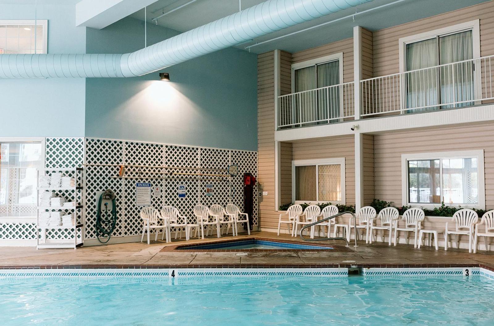 Bayshore Resort Traverse Stadt Exterior foto